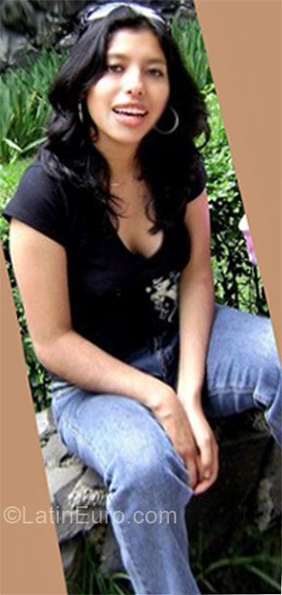 Date this foxy Mexico girl Arual from Toluca MX573