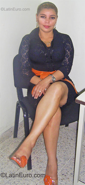 Date this sensual Honduras girl Cris from Tegucigalpa HN561