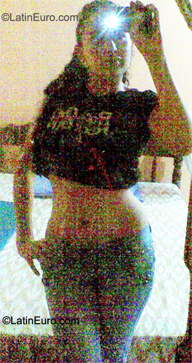 Date this gorgeous Honduras girl Evelyn from Tocoa HN565