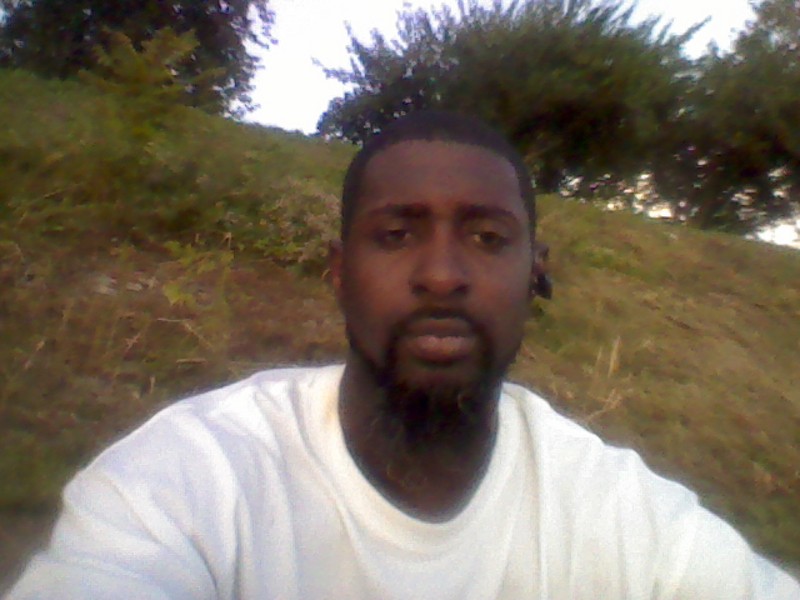 Date this hot United States man Armon from Wilmington, US12181