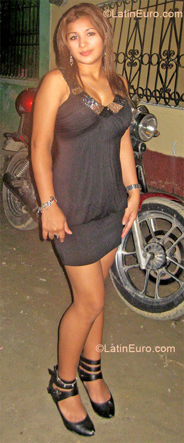 Date this tall Honduras girl Yolanda from San Pedro Sula HN575