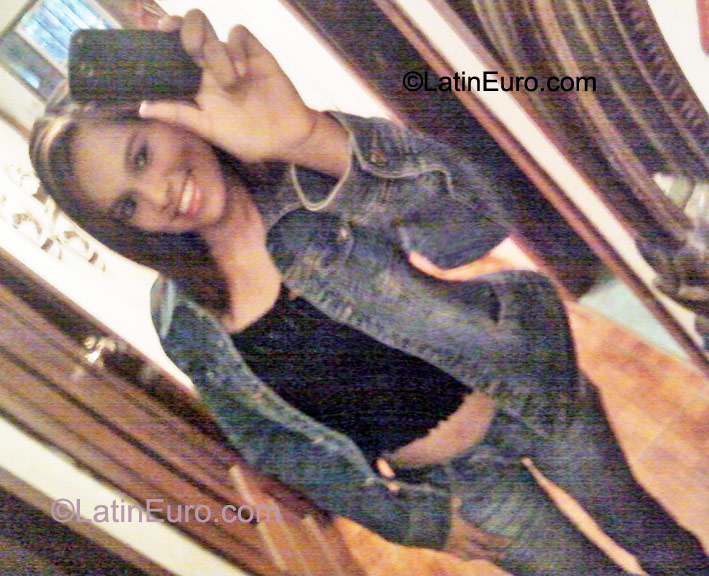 Date this passionate Honduras girl Kassy from La Ceiba HN576