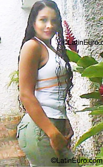 Date this beautiful Nicaragua girl Ruth from Managua NI100