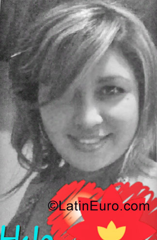 Date this attractive Costa Rica girl Tracy from Puntarenas CR191