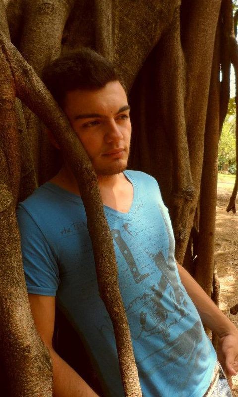 Date this hard body Colombia man JUAN DAVID from Salamina CO9531