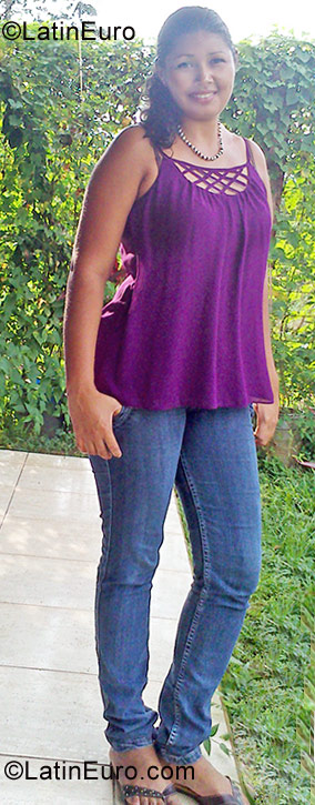 Date this sensual Costa Rica girl Alejandra from San Jose CR194