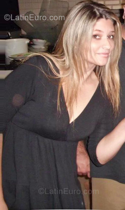 Date this tall Brazil girl Armanda from Brasilia BR6398