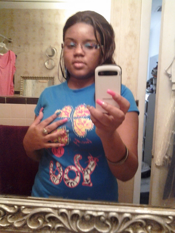 Date this delightful United States girl Chin from Miami Liberty City US12455