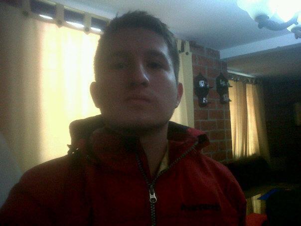 Date this delightful Colombia man Luis from cali CO9626