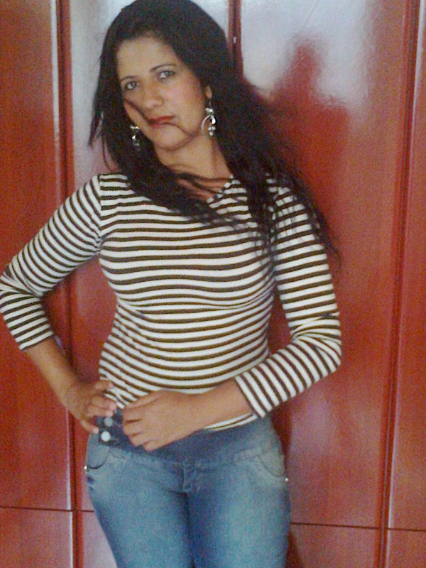 Date this good-looking Brazil girl Dirce from Mogi Das Cruzes BR6506