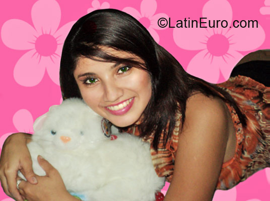 Date this hard body Nicaragua girl  from Managua NI107