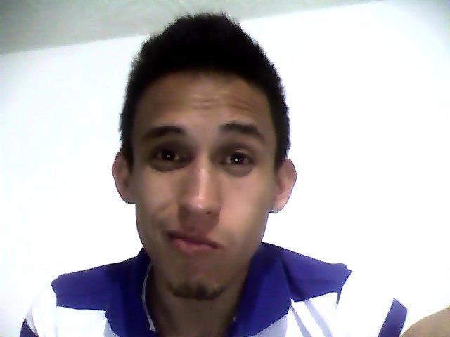 Date this lovely Colombia man JHONNY from Bogota CO9926