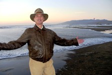 Date this nice looking United States man Adrian from Oakland US12715