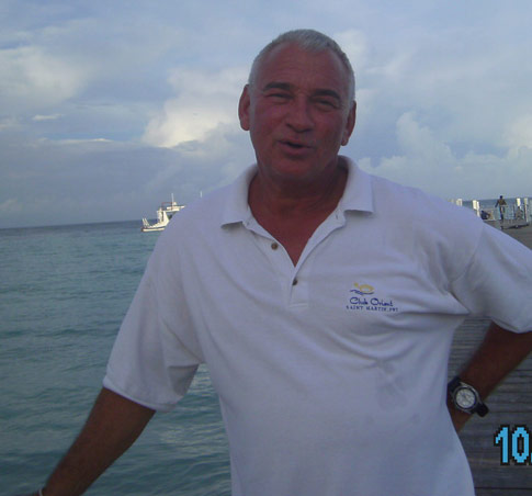 Date this charming Dominican Republic man R.G. from Bavaro US12811