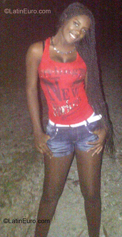 Date this athletic Jamaica girl Racquel from Montego Bay JM508