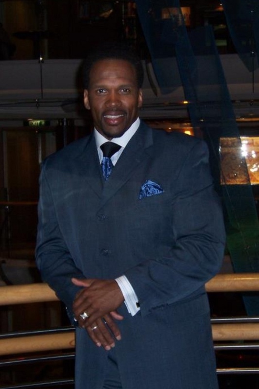 Date this stunning United States man Chocalateice from Elizabeth US12855