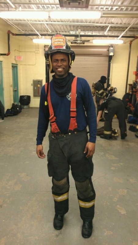 Date this cute United States man Debonair from Guttenberg US13022