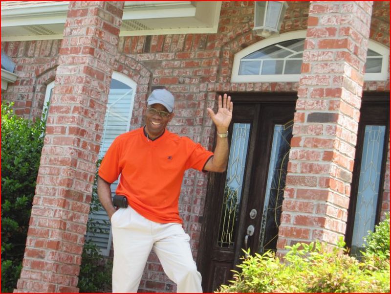 Date this athletic United States man Joseph from Bentonville US13045