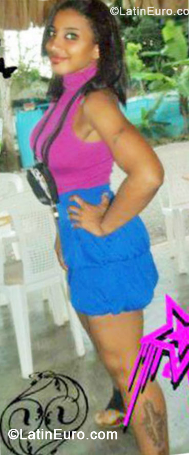 Date this stunning Dominican Republic girl Chrishy from San Francisco De Macoris DO11353