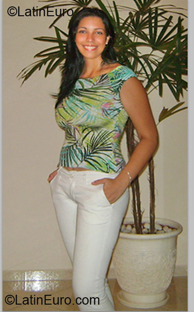 Date this delightful Brazil girl Poliana from Sao Paulo BR6797