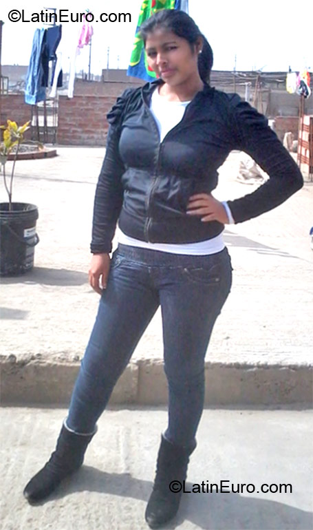 Date this charming Peru girl Sharon paola from Lima PE728