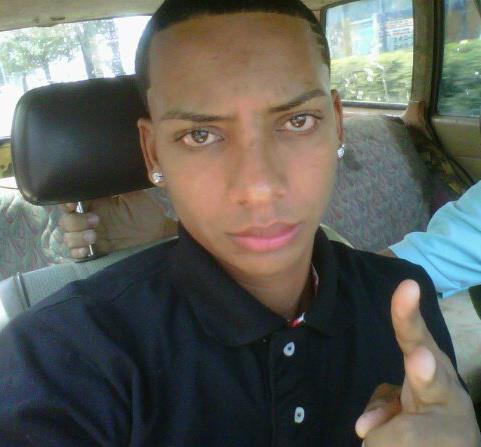 Date this tall Dominican Republic man Alam antonio from Santo Domingo DO11611