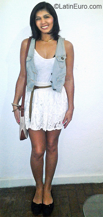 Date this hot Brazil girl Josi from Rio De Janeiro BR6853