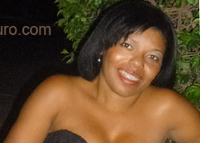 Date this good-looking Brazil girl Gresine from Catuti BR6937