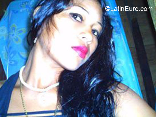 Date this sensual Brazil girl Maria Cida from Benjamin Constant BR6964