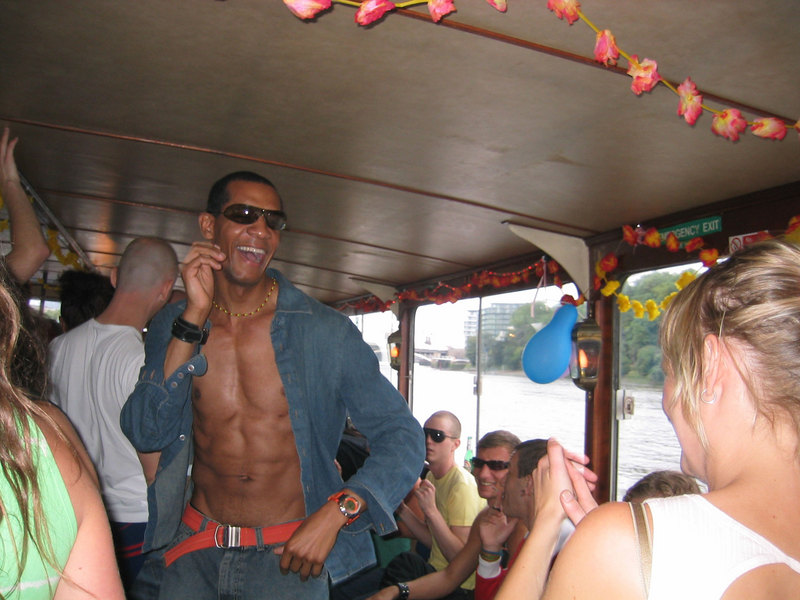 Date this pretty United States man Quemega from London GB674