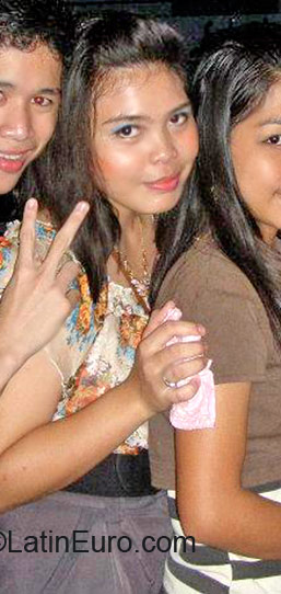 Date this nice looking Philippines girl Mary from Catbalogan City PH497