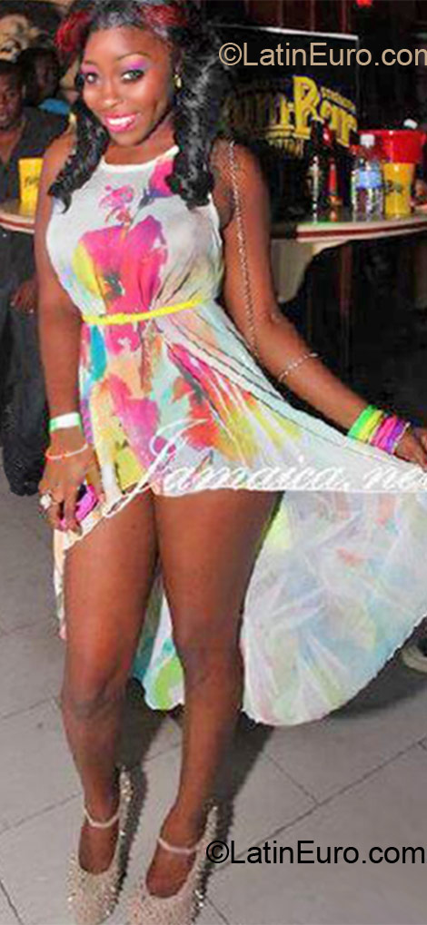 Date this charming Jamaica girl Toocute from Ocho Rios JM624