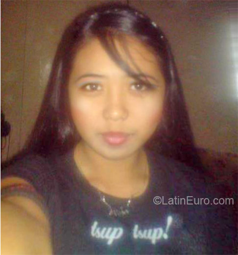 Date this sensual Philippines girl Mabelle from Manila PH503