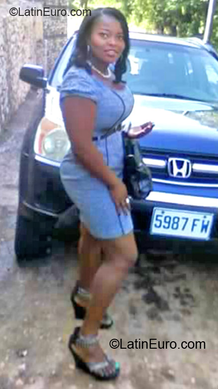 Date this good-looking Jamaica girl Trish4luv from Kingston JM747