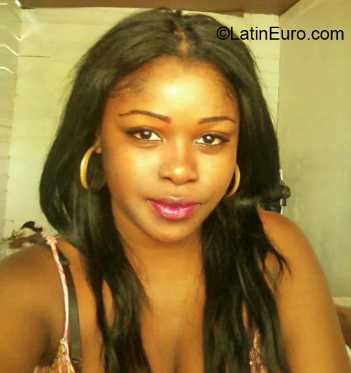 Date this fun Jamaica girl Casey ann from negril JM779