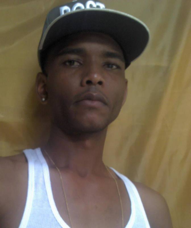 Date this good-looking Dominican Republic man Carlos julio from Alemania DO12175