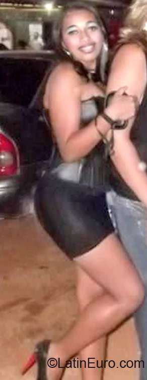 Date this exotic Brazil girl Josielia from Brasilia BR7074