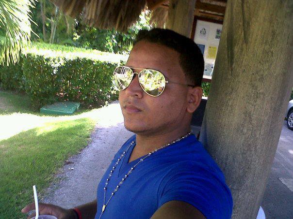 Date this cute Dominican Republic man Bombon16 from Santo Domingo DO12566