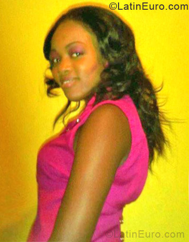 Date this young Jamaica girl Shonika from Kingston JM777