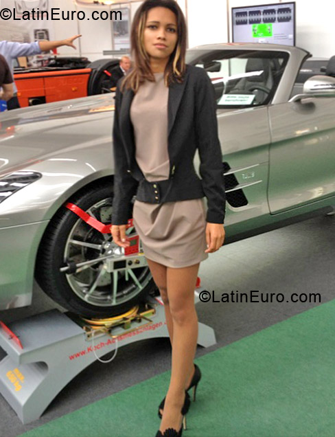 Date this sultry Brazil girl Rejane oliver from Belem BR7156