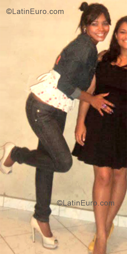 Date this good-looking Brazil girl Jorgiane from Sorocaba BR7177