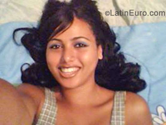 Date this sensual Brazil girl Bianca from Recife BR7856