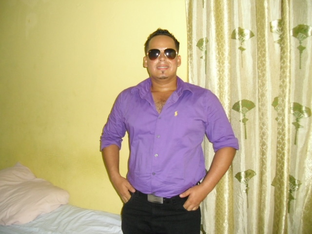 Date this voluptuous Dominican Republic man Jose gabriel from Santiago DO13220