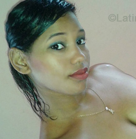 Date this gorgeous Brazil girl Aline from Salvador BR7265