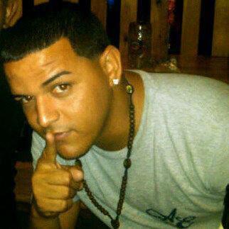 Date this beautiful Dominican Republic man Julio angel var from Santo Domingo DO13360