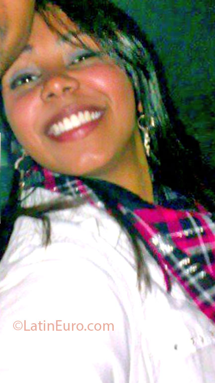 Date this funny Brazil girl Juliana from Sao Paulo BR7352