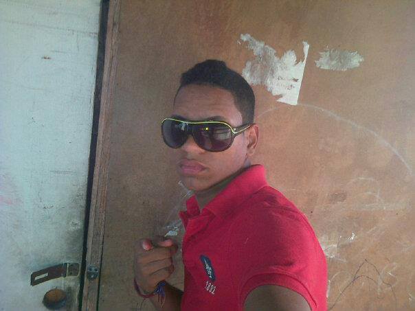 Date this hard body Dominican Republic man Yerickson from Santo Domingo DO13988