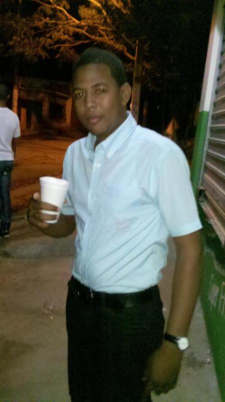 Date this nice looking Dominican Republic man Yhon from Bonao DO14273