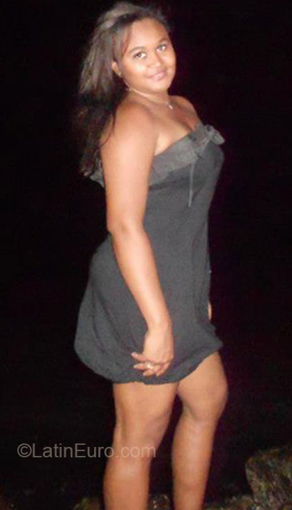 Date this athletic Brazil girl Mary from Fortaleza BR7529