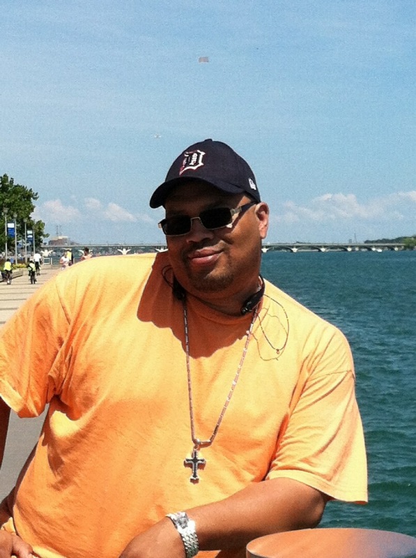 Date this charming United States man Bigpopp1965 from Brownstown US13998